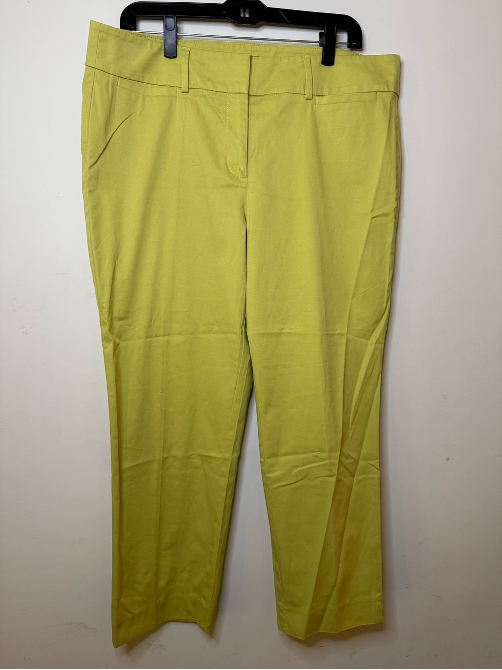 Ann Taylor Straight-Leg Dress Pants in Bright Lime